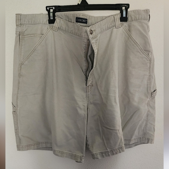 Cherokee Other - Cherokee Men's Khaki Flat Front Carpenter Shorts      Sz 44